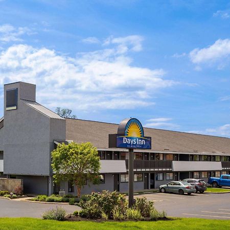 Days Inn By Wyndham Columbus Worthington מראה חיצוני תמונה