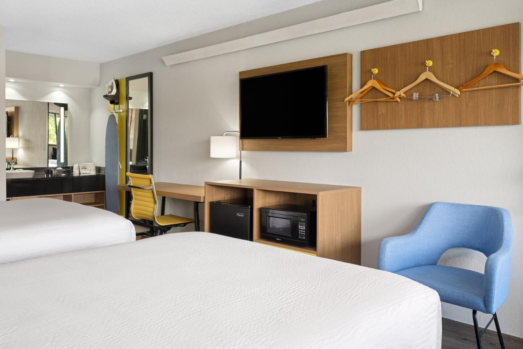 Days Inn By Wyndham Columbus Worthington מראה חיצוני תמונה