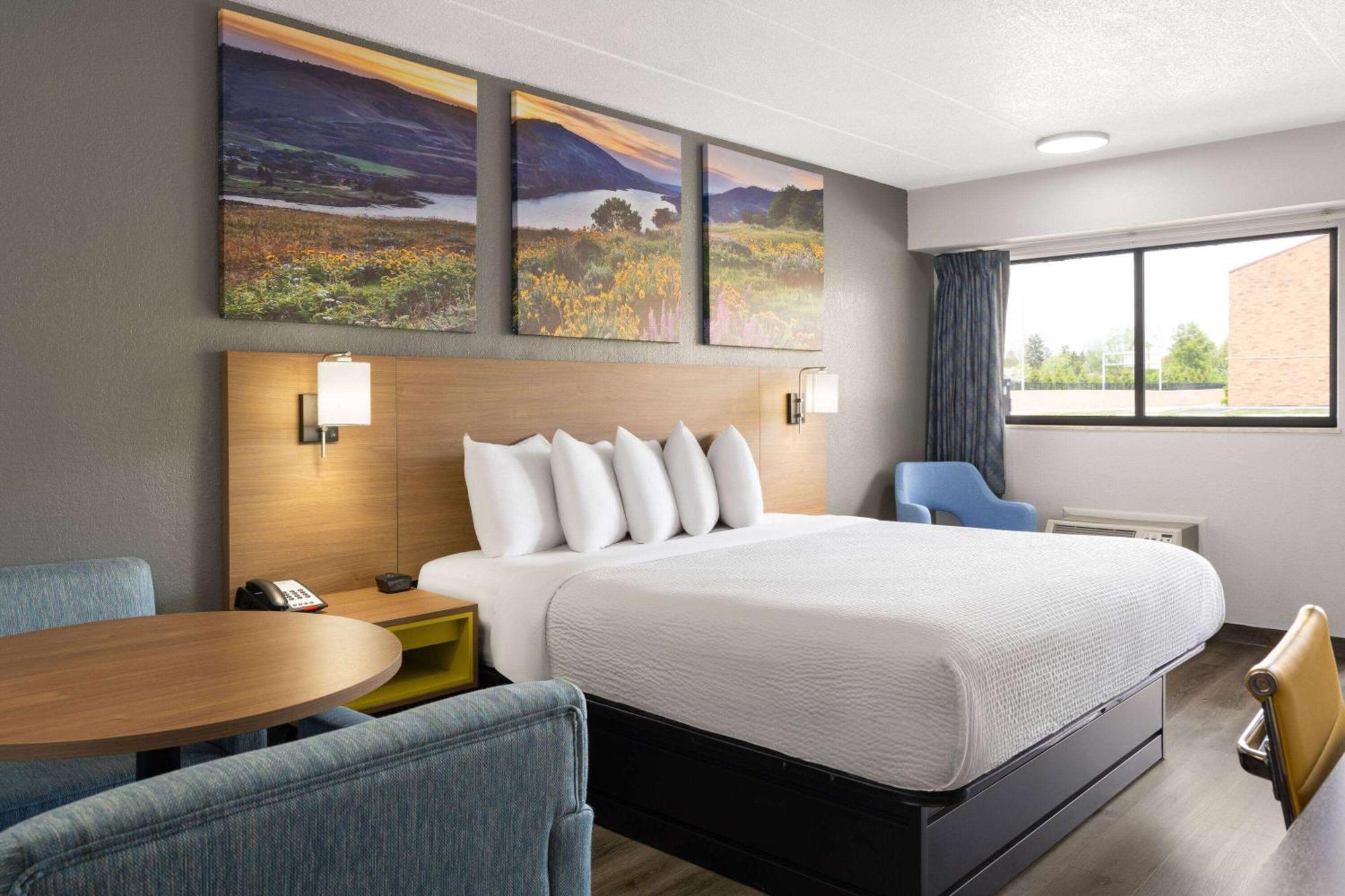 Days Inn By Wyndham Columbus Worthington מראה חיצוני תמונה
