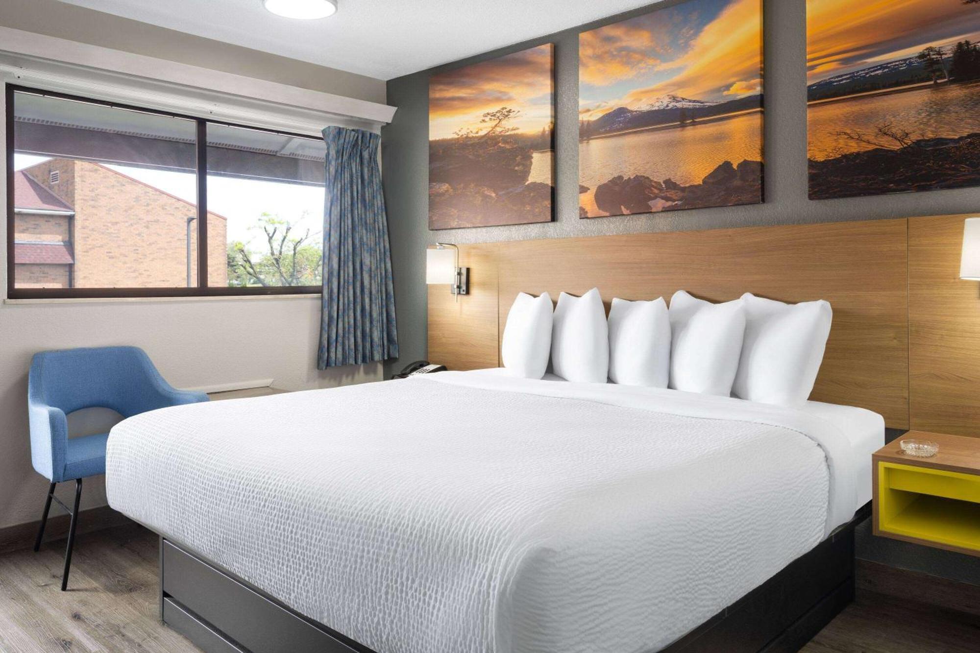 Days Inn By Wyndham Columbus Worthington מראה חיצוני תמונה